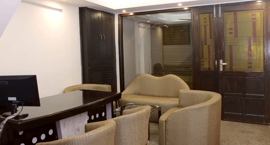 Hotel Blueberry Hauz Khas, New Delhi 2